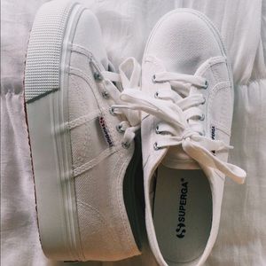 BRAND NEW SUPERGAS white platform